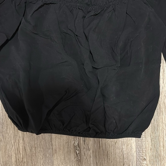 Brandy Melville Women's Black Off-Shoulder Crop Top - Picture 3 of 10